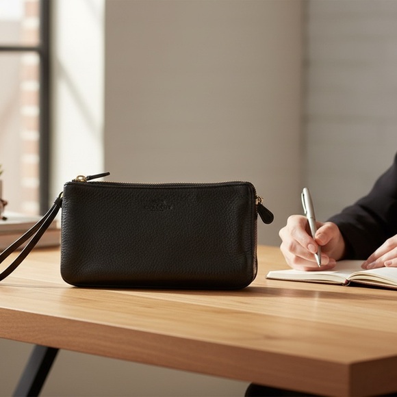 Coach Black Leather Wristlet - Picture 3 of 4